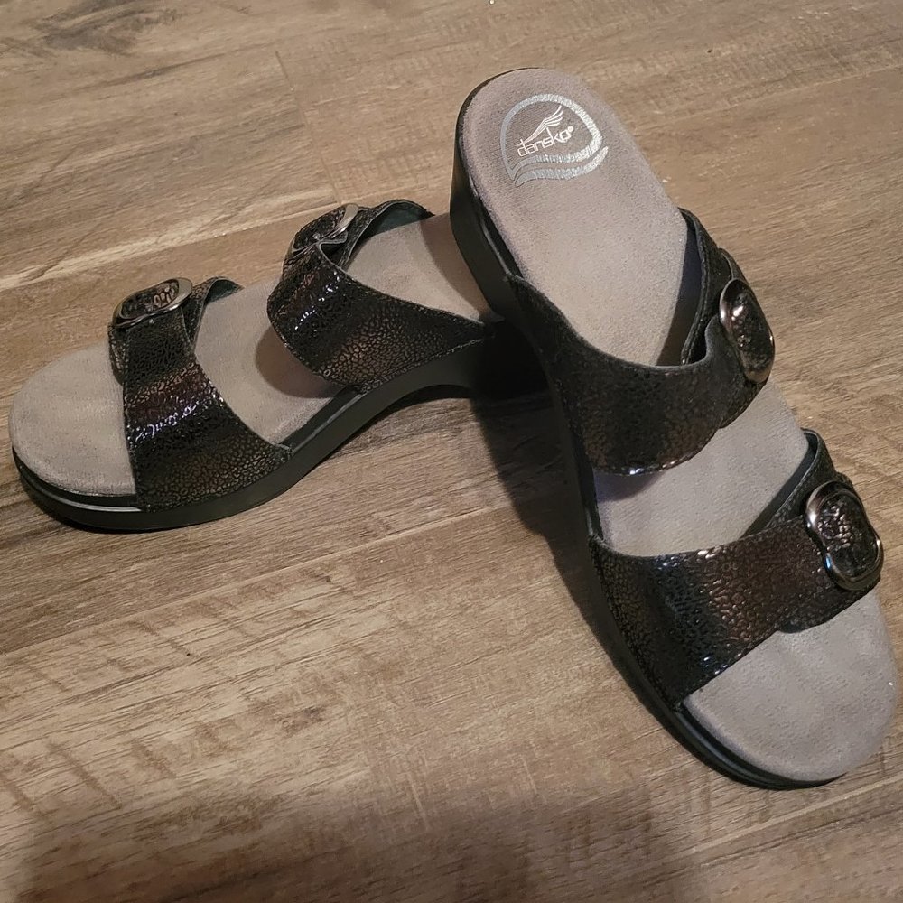 Dansko Sandles